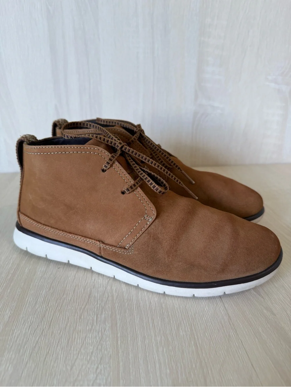 UGG Chukka Boots Men’s Size 7.5 Chestnut Suede Treadlite Lightweight Waterproof UGG Chukka Boots Men main image 3